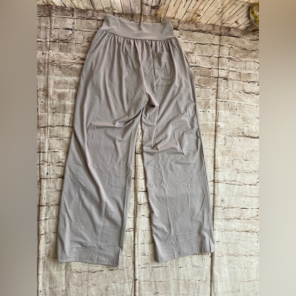 NWT bundle of 2 ,SUNYAA wide leg, Tommy control high waist yoga pants size L - Picture 13 of 15